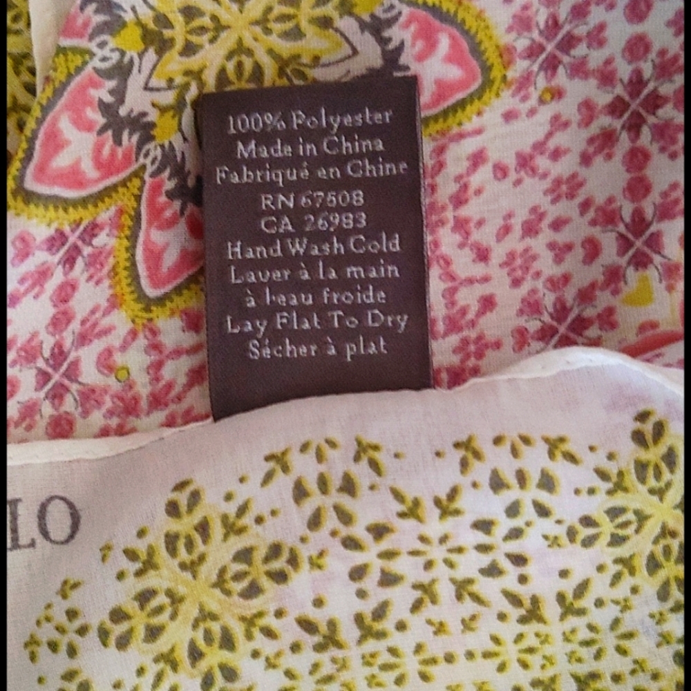 Vince Camuto Pink Printed Summer Scarf - Picture 3 of 4